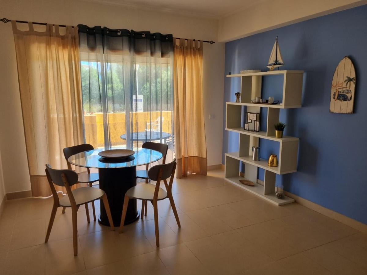 Marinho - 2 Bedroom 2 Bathroom Ground Floor Apartment With Communal Pool And Gardens Conceição Exterior foto