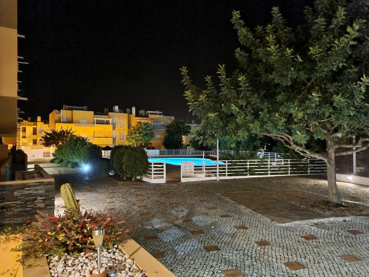 Marinho - 2 Bedroom 2 Bathroom Ground Floor Apartment With Communal Pool And Gardens Conceição Exterior foto